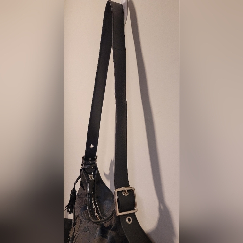 Coach Signature C Sufflette Cloth crossbody bag in black - Picture 6 of 13